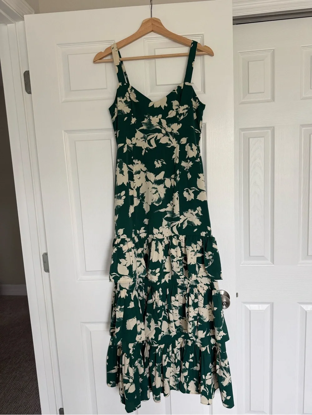 Abercrombie & Fitch Ruffle Tiered Maxi Dress Green Floral SP Small Petite